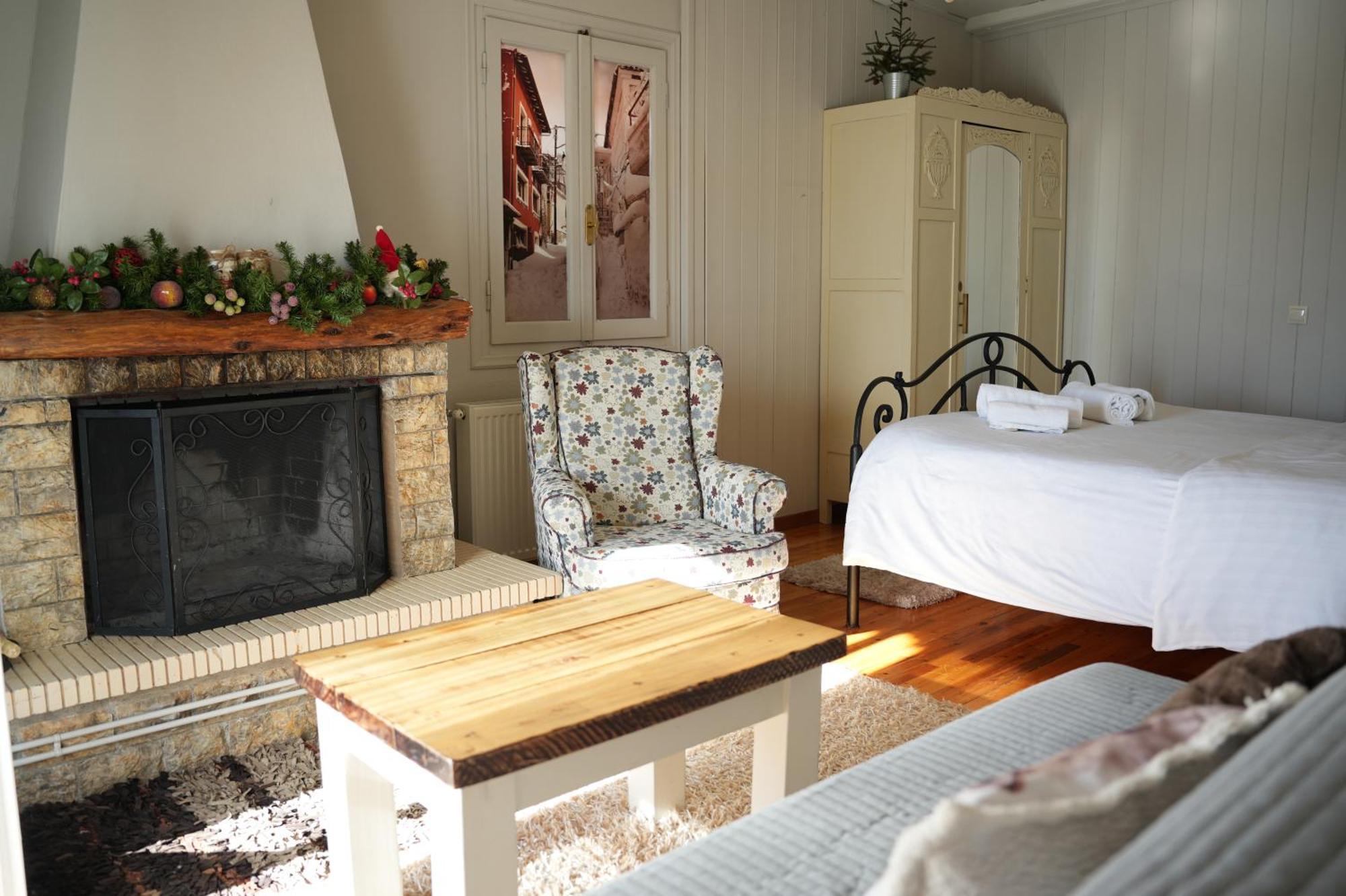 Guesthouse Doma Est 1991 Arachova Zewnętrze zdjęcie