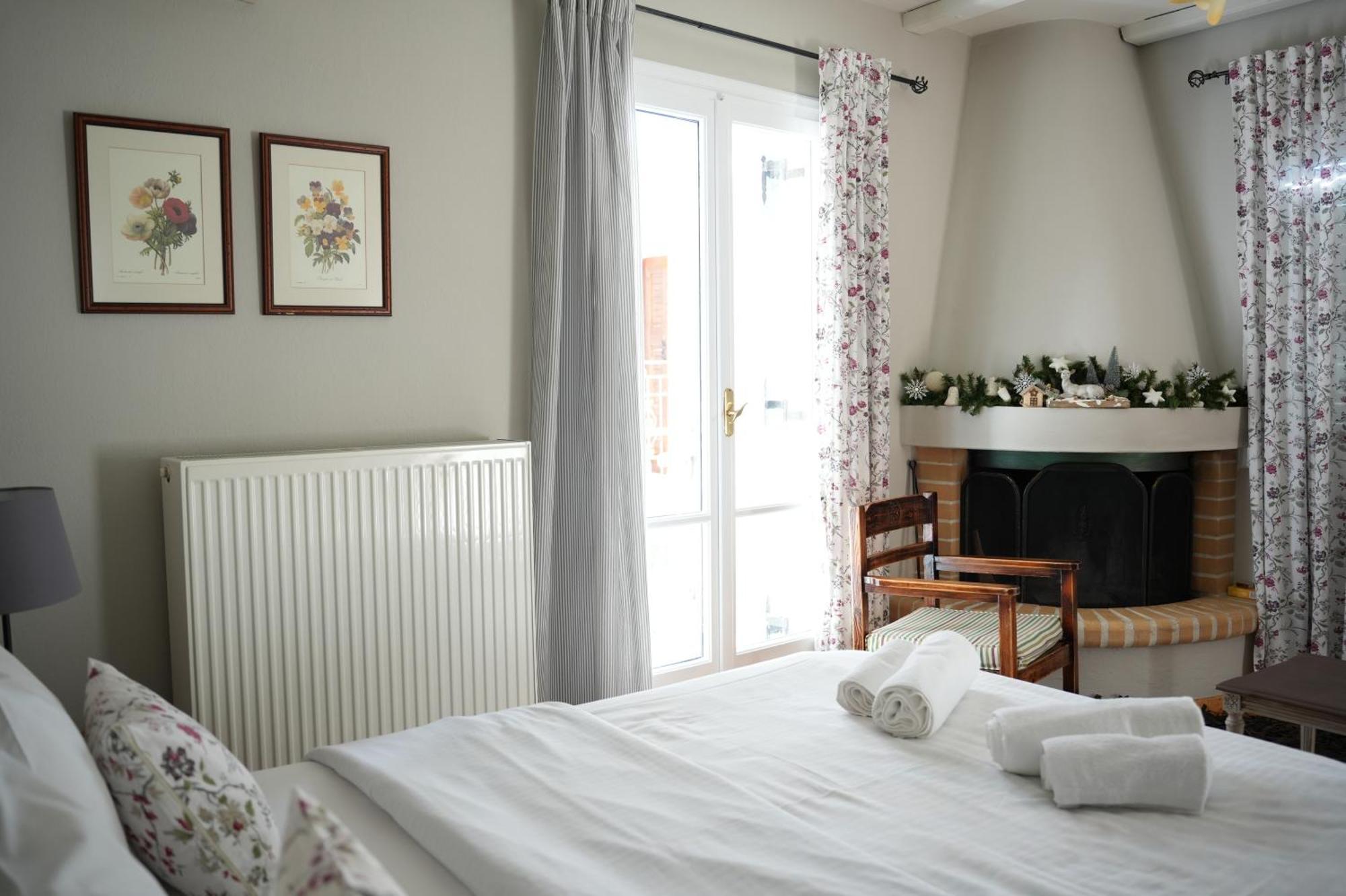 Guesthouse Doma Est 1991 Arachova Zewnętrze zdjęcie