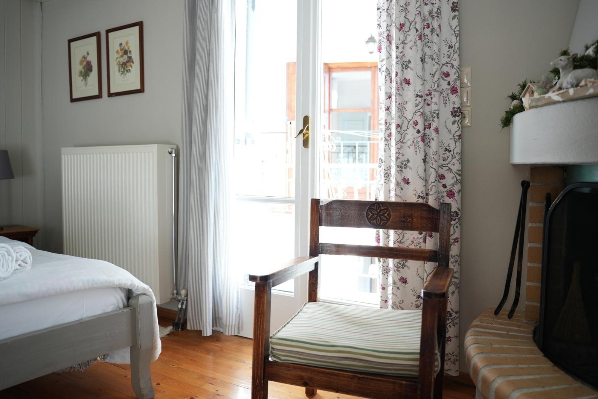 Guesthouse Doma Est 1991 Arachova Zewnętrze zdjęcie