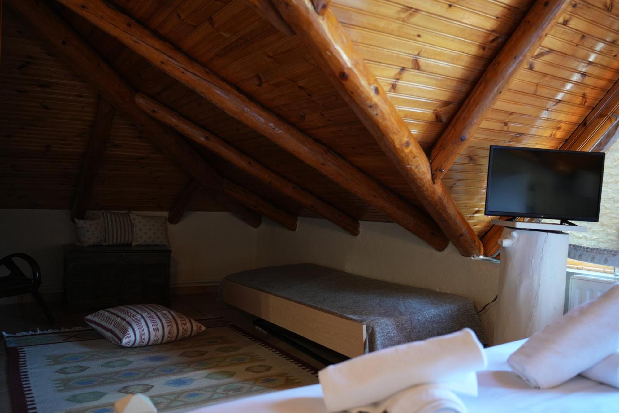 Guesthouse Doma Est 1991 Arachova Zewnętrze zdjęcie